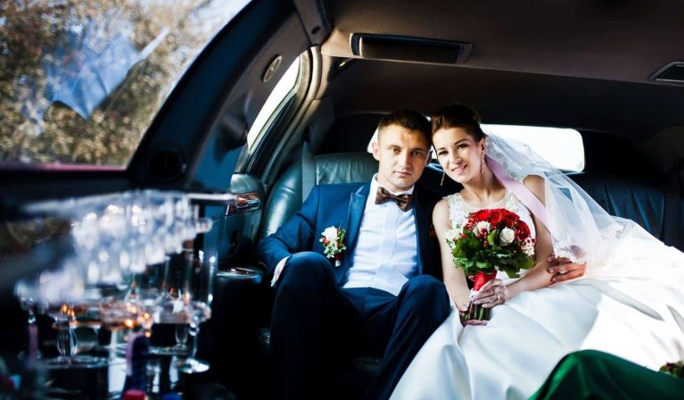 How-to-Create-a-Great-Wedding-Limo-Service-Plan-1